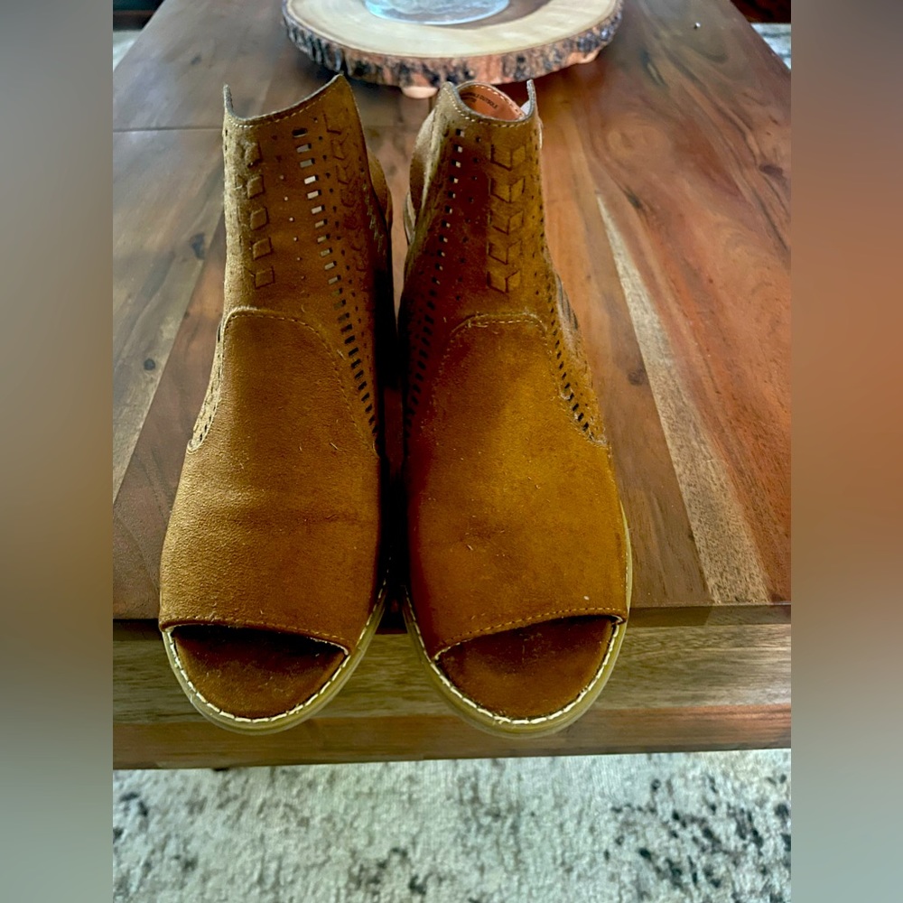 Open toe brown heels